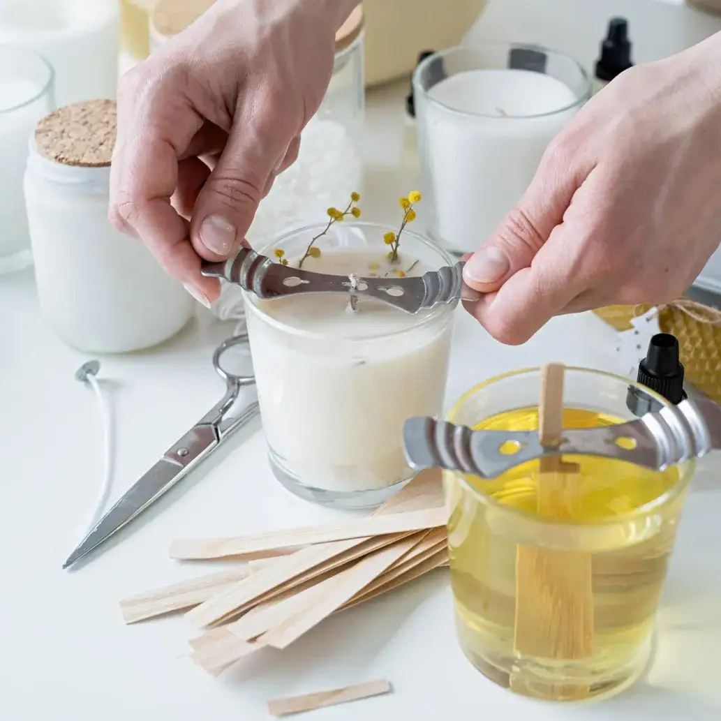 Zdjęcie Jak zrobić samemu świece zapachowe: proste kroki i niezbędne materiały