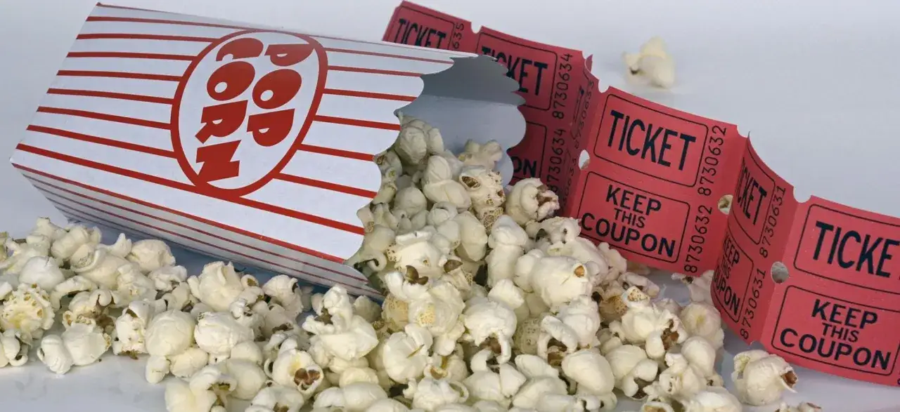 Zdjęcie Ile trwają reklamy w kinie Cinema City? Sprawdź, by nie czekać!