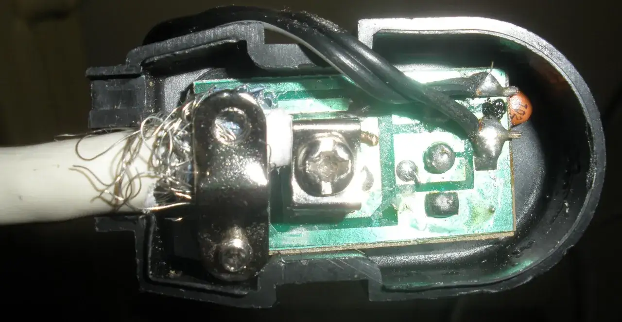 Zdjęcie Jak skutecznie podłączyć kabel do anteny siatkowej: 5 kroków