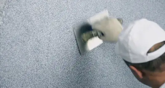 Zdjęcie Jak zrobić tynk mozaikowy – proste kroki, które musisz znać