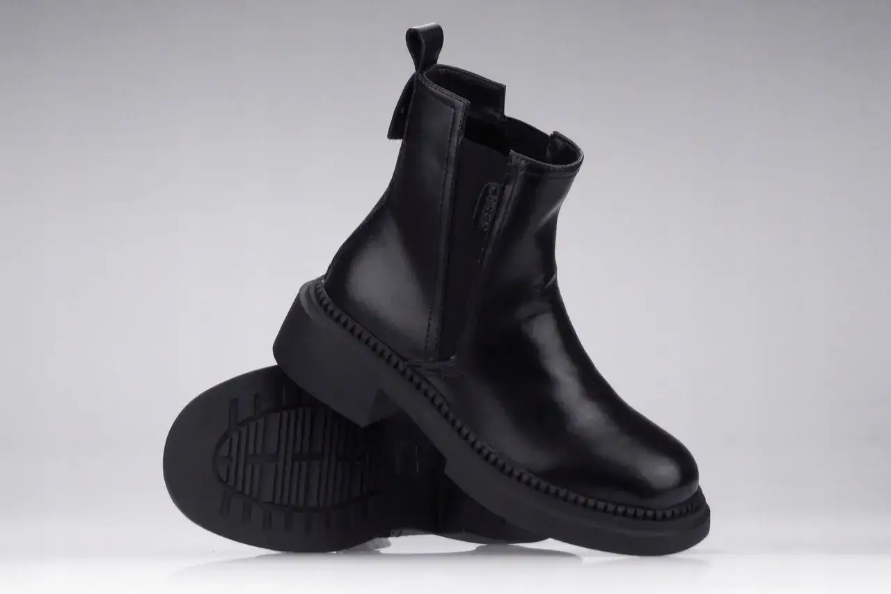 Zdjęcie Buty za kostkę damskie: trzewiki, sztyblety i buty dunk - nazwy