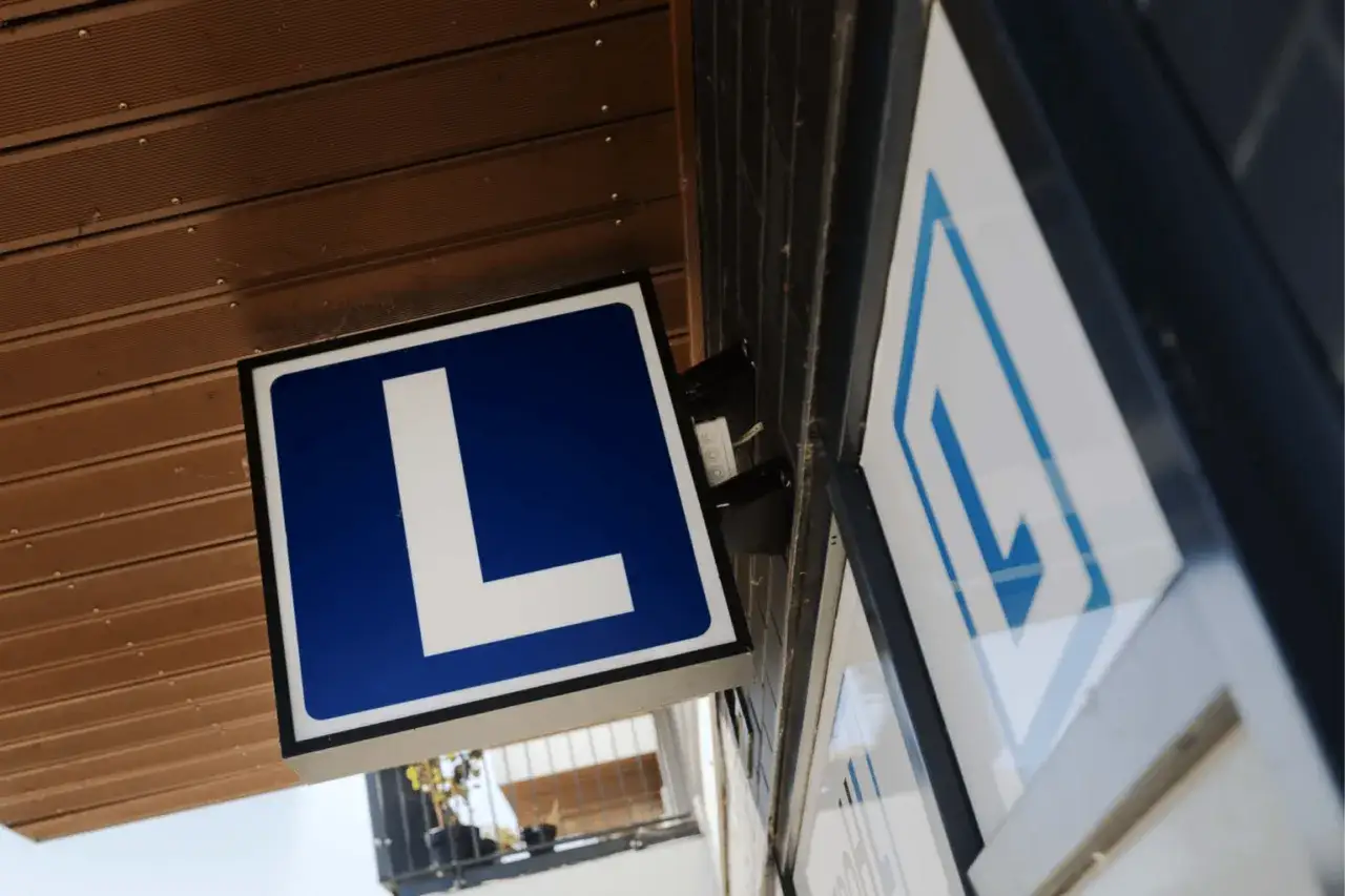 Zdjęcie Czy kurs na prawo jazdy przepada? Sprawdź, jak uniknąć utraty ważności i kosztów