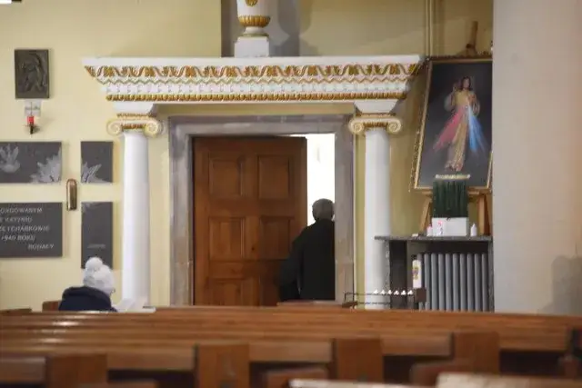 Zdjęcie Czy po apostazji można wrócić do Kościoła? Odkryj proces powrotu