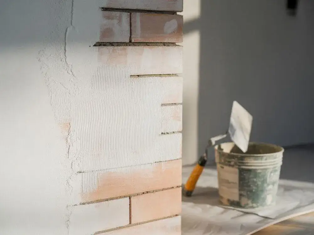 Zdjęcie Jak gruntować ściany po gładzi, aby uniknąć problemów z malowaniem