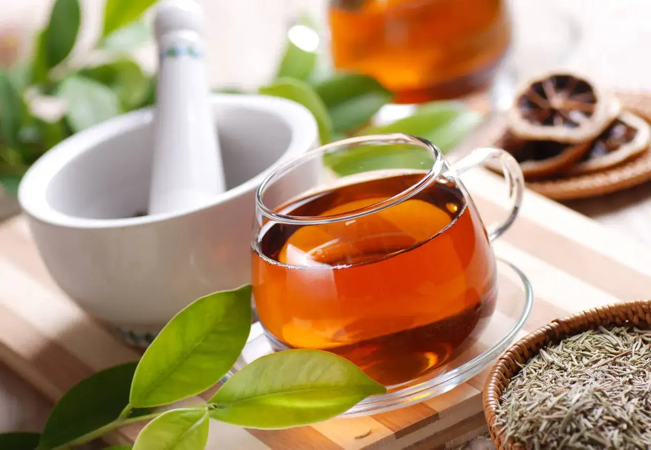 Zdjęcie Herbata z jemioły jak parzyć – prosty sposób na zdrowie i doskonały smak