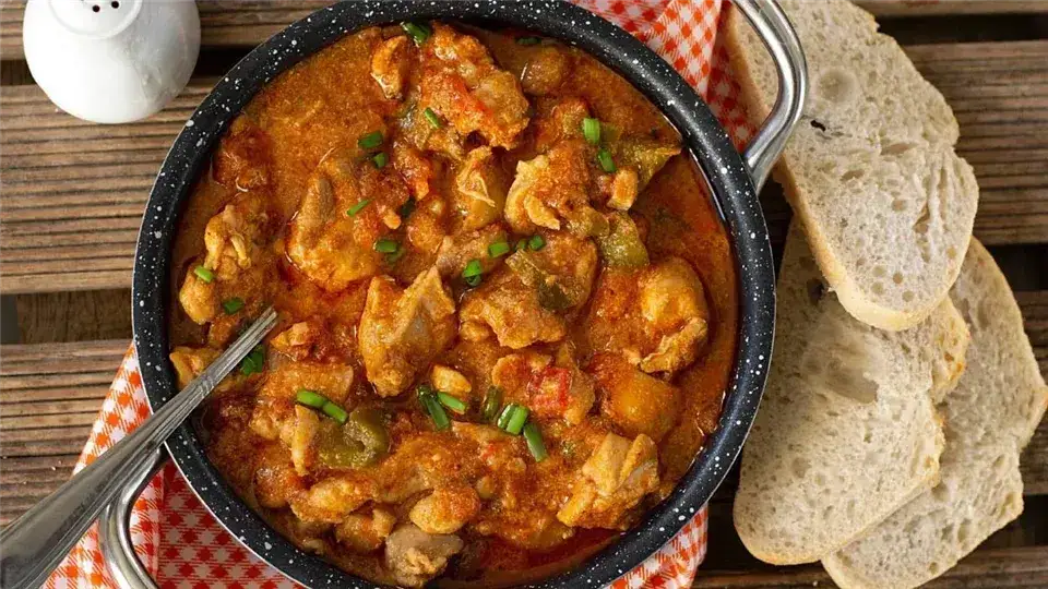 Zdjęcie Sos drobiowy - prosty przepis na aromatyczny dodatek do potraw