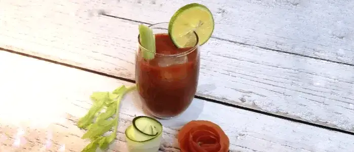 Zdjęcie Krwawa mery drink – przepis, historia i najlepsze warianty koktajlu