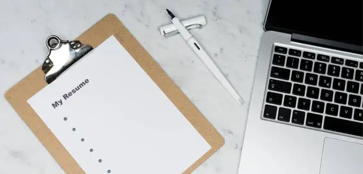 Zdjęcie Jak wygląda CV? Kluczowe elementy, które musisz znać, aby odnieść sukces