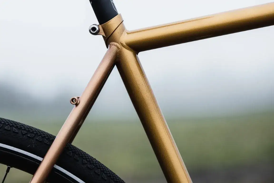 Zdjęcie Ile waży rower kolarza? Zaskakujące fakty o wadze rowerów wyścigowych