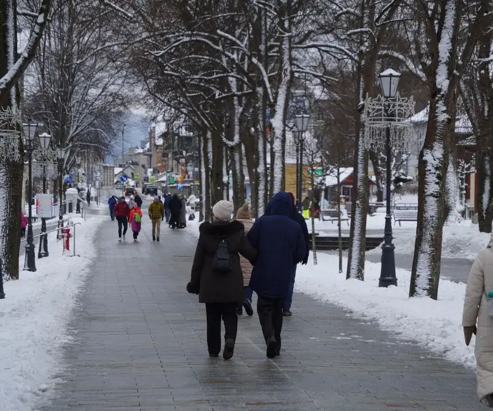Zdjęcie Jak się ubrać na zimową wędrówkę do Morskiego Oka, aby nie zmarznąć