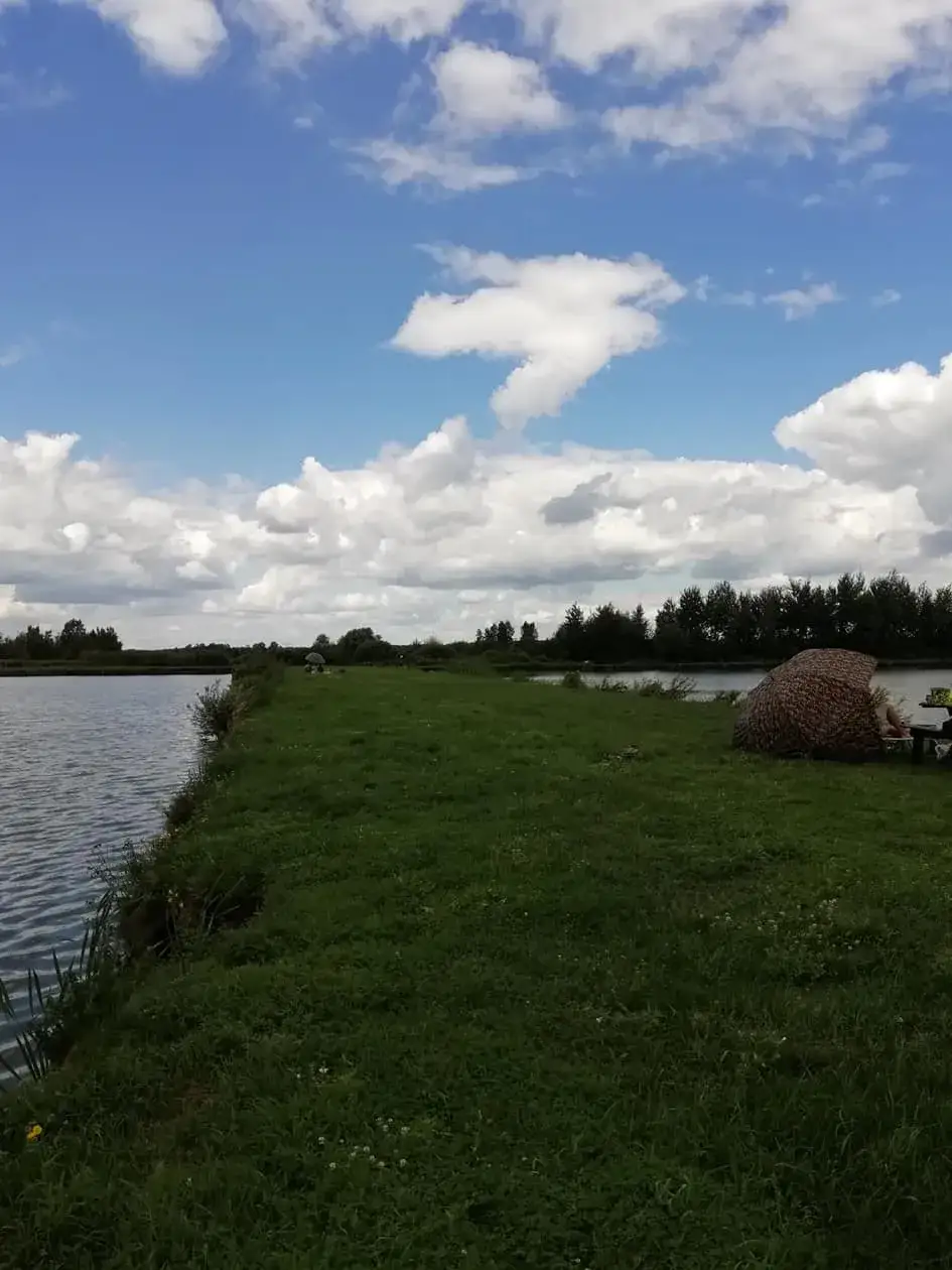 Zdjęcie Łowisko Całowanie: Idealne miejsce na wędkarskie przygody i relaks