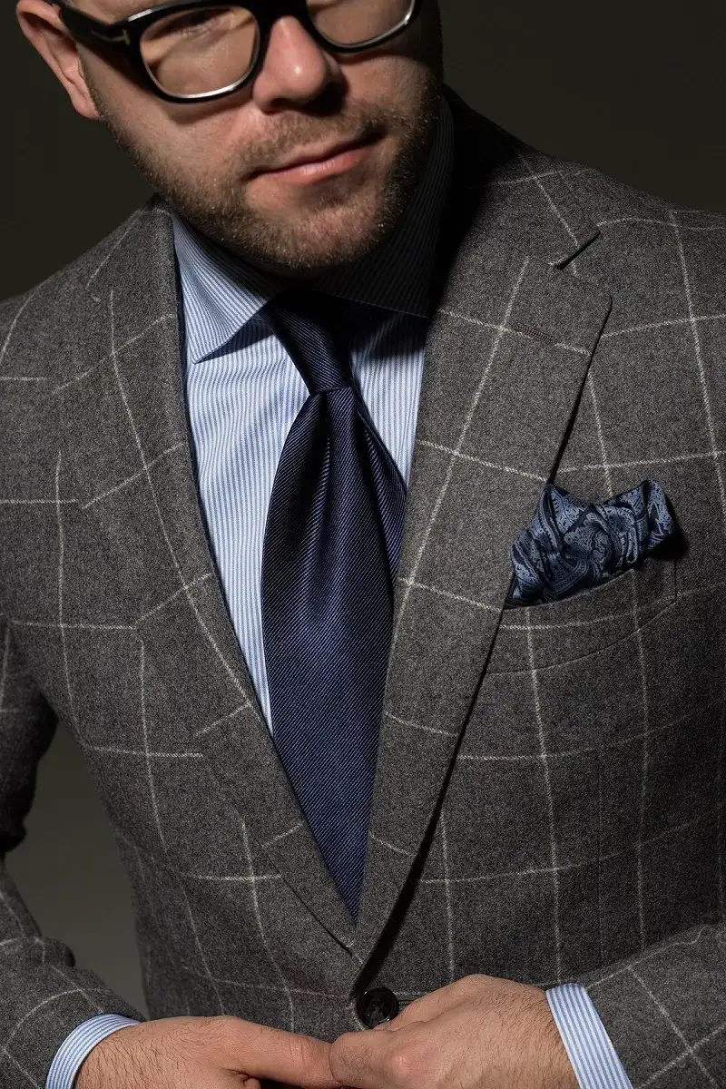 Zdjęcie Jaki kolor krawata wybrać, aby uniknąć modowej wpadki?