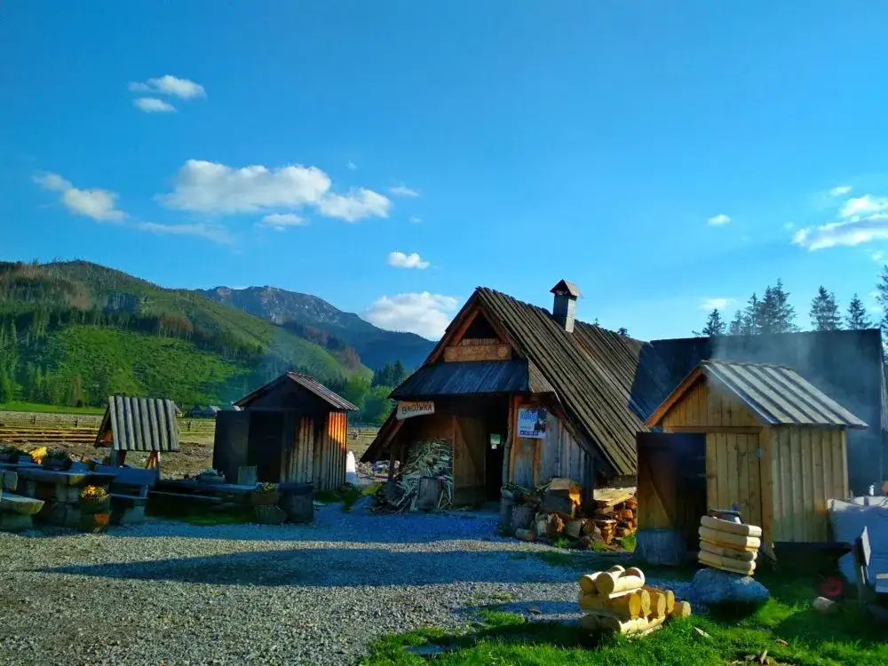 Zdjęcie Bacówka na Polanie Biały Potok – smak tradycyjnych serów góralskich