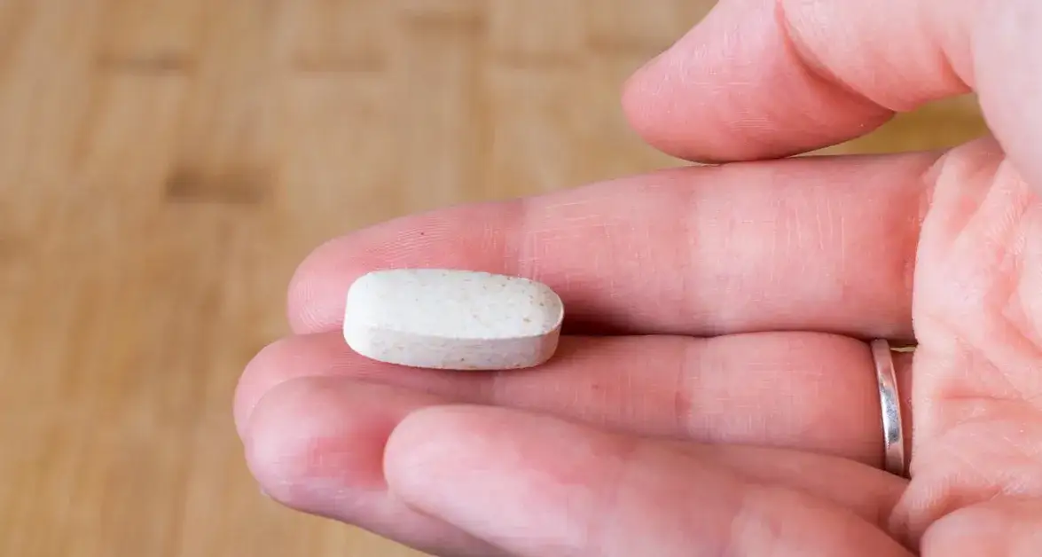 Zdjęcie Leki na cholesterol rano czy wieczorem – kiedy są najskuteczniejsze?