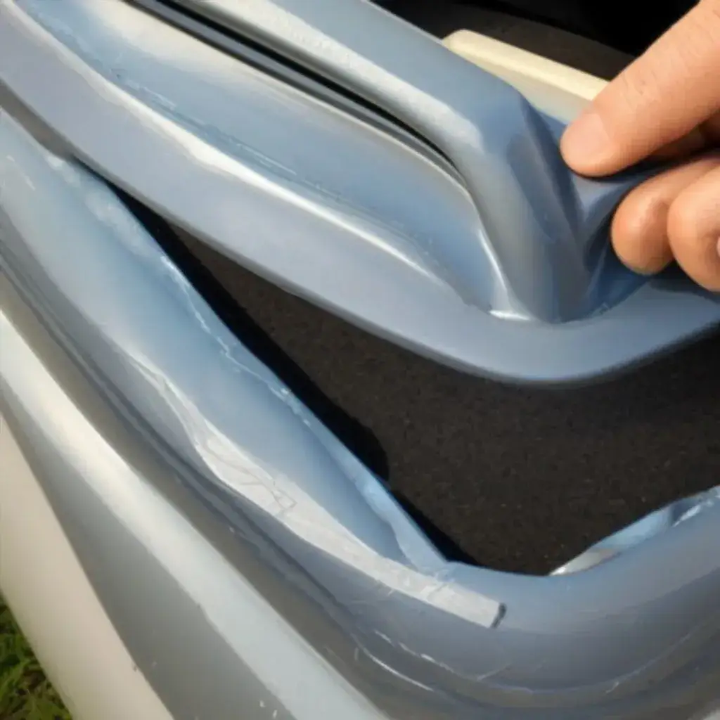 Zdjęcie Jak naprawić porysowany zderzak plastikowy i uniknąć kosztownych błędów