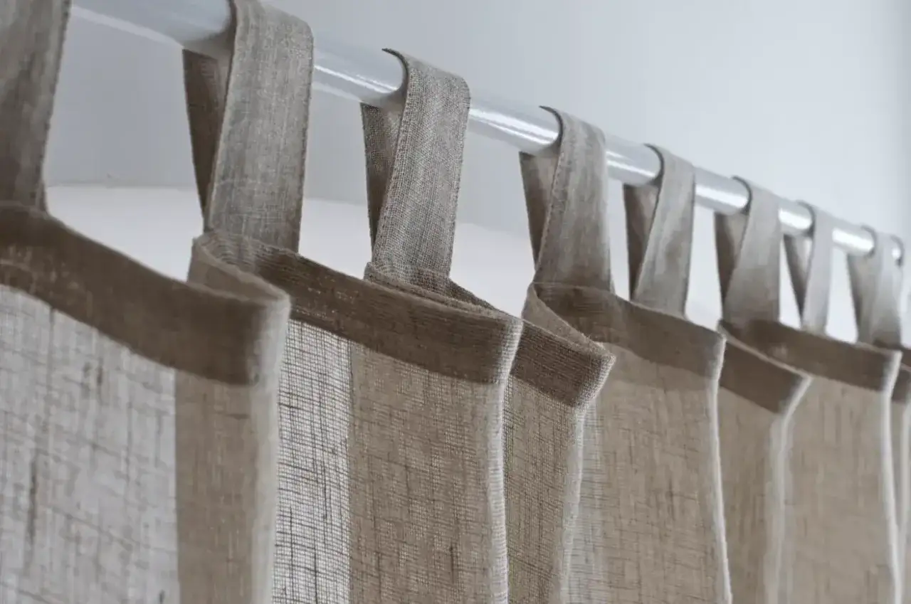 Zdjęcie Jak uszyć firanę na szelkach - proste kroki i cenne porady