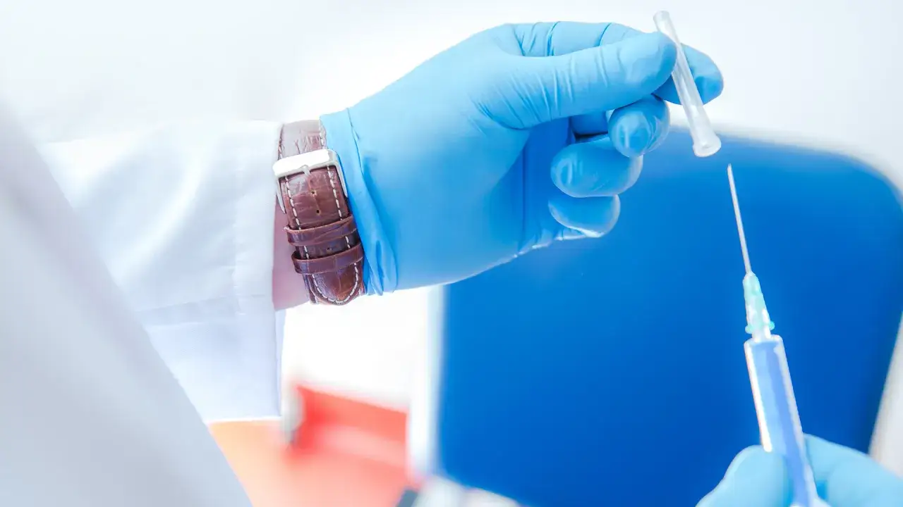 Zdjęcie Klodrybina w leczeniu SM: refundacja, koszty i warunki dostępności leku