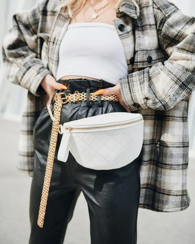 Zdjęcie Nerka damska: 7 stylowych sposobów noszenia i doboru outfitu