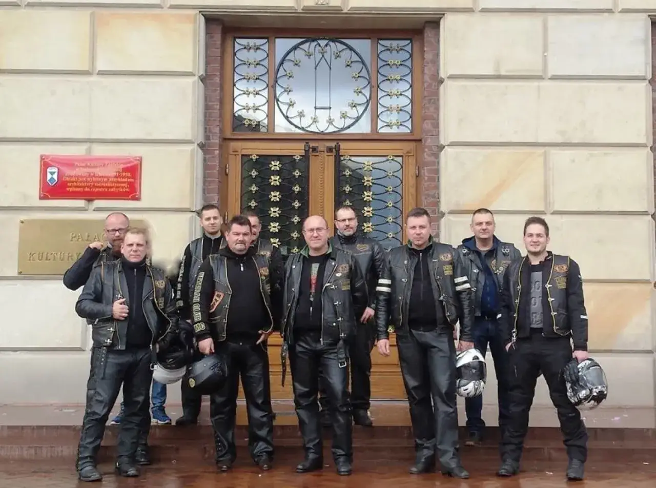 Zdjęcie Klub motocyklowy MC - co to znaczy i jak wygląda jego kultura?