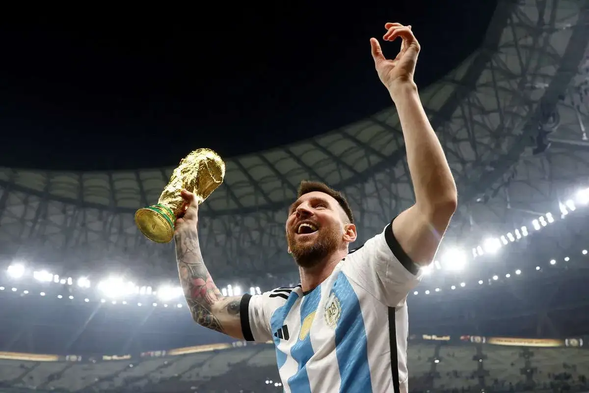 Zdjęcie Ile lat ma Messi? Zaskakujące fakty o jego wieku i karierze