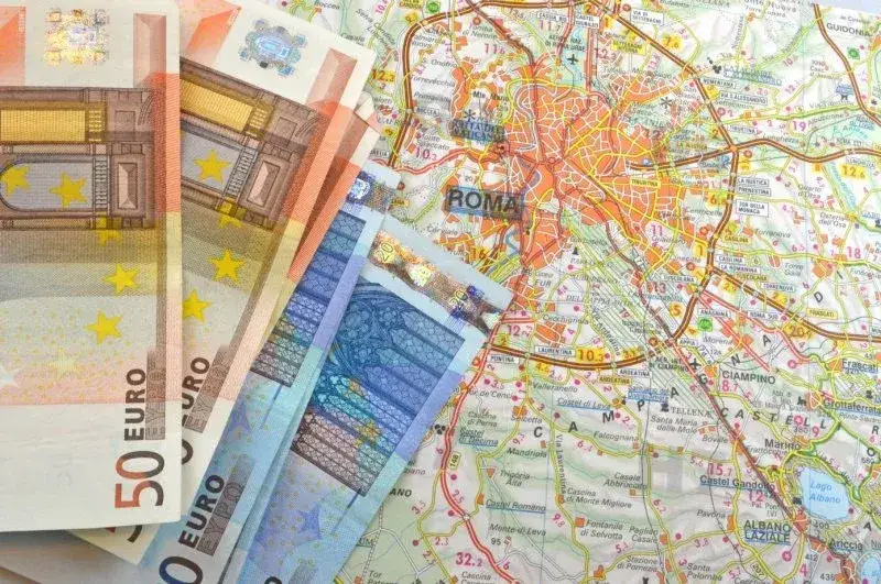 Zdjęcie Ile zarabia opiekunka osób starszych we Włoszech - prawda o wynagrodzeniach