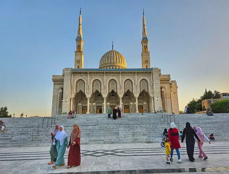 Zdjęcie Algieria czy jest bezpiecznie? Poznaj ryzyka i bezpieczne miejsca