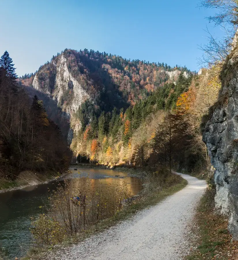 Zdjęcie Trasa rowerowa do Czerwonego Klasztoru - odkryj piękno szlaku