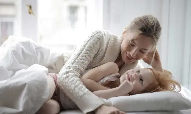 Zdjęcie Tematy do rozmowy z dzieckiem, kt&oacute;re rozweselą i zbliżą do siebie