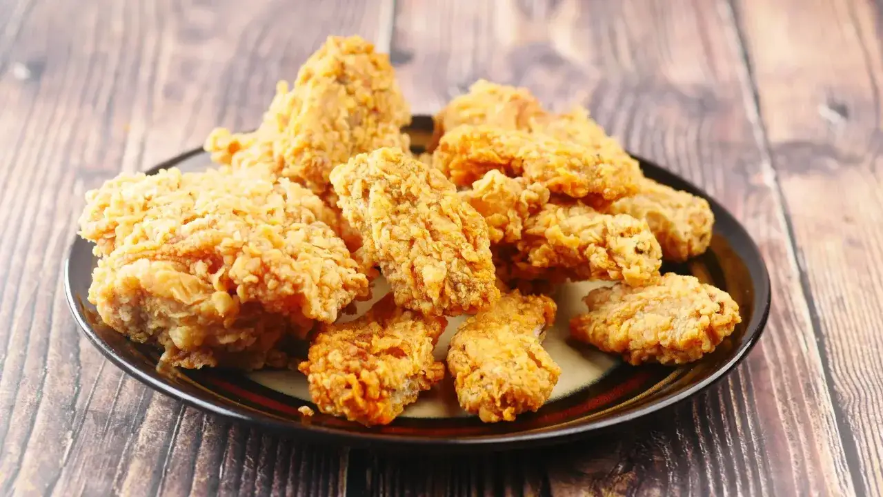 Zdjęcie Domowy kurczak jak z KFC: Sekretny przepis na chrupkość i soczystość
