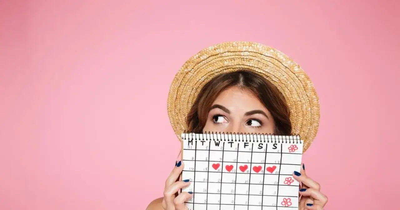 Zdjęcie Ile trwa okres kobiecy? Normy, przyczyny nietypowej długości i kiedy iść do lekarza