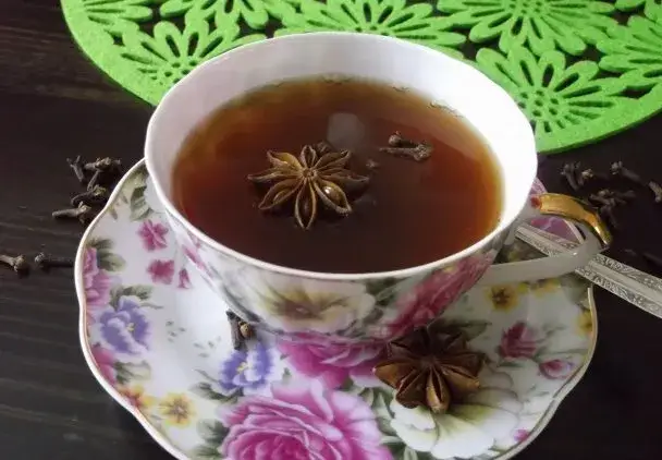 Zdjęcie Jak zrobić pyszną herbatę z anyżem: 3 proste przepisy na domowy napar