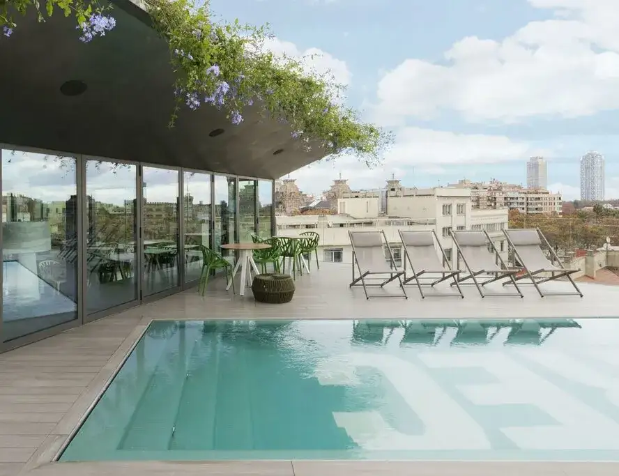 Zdjęcie Hotel Rec Barcelona: ¿Tu base ideal en El Born con piscina 360º?