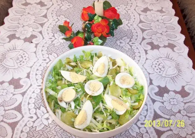 Zdjęcie Jak zrobić sałatkę z cykorii, która zachwyci Twoich gości