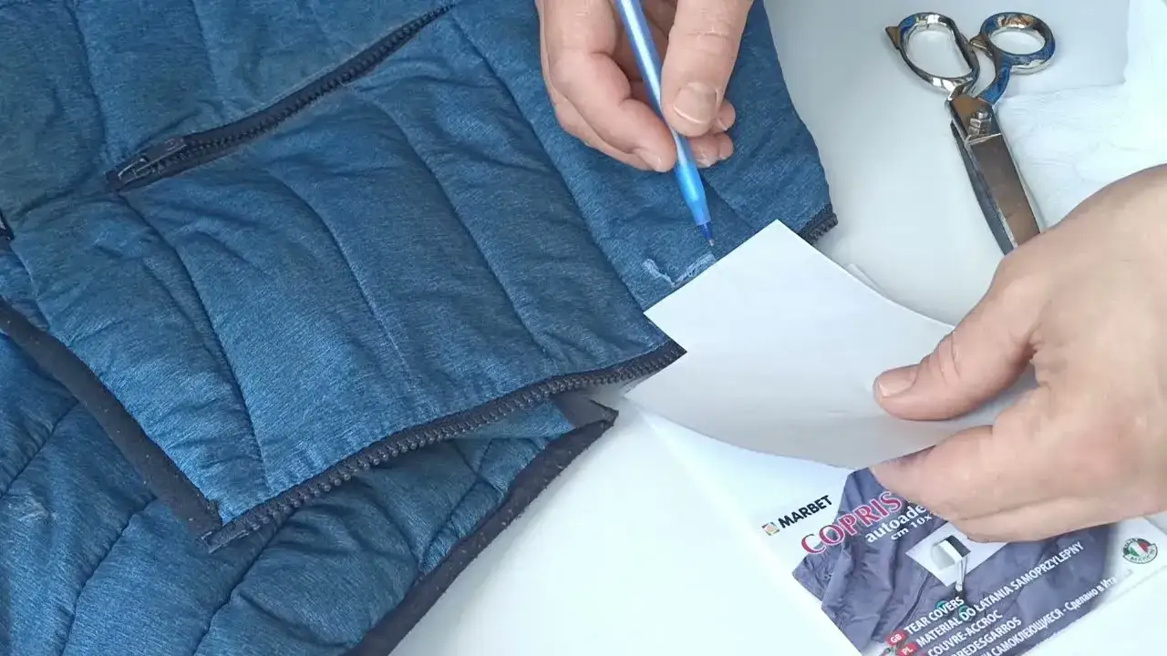 Zdjęcie Jak naprawić dziurę w kurtce puchowej? Prosty poradnik krok po kroku