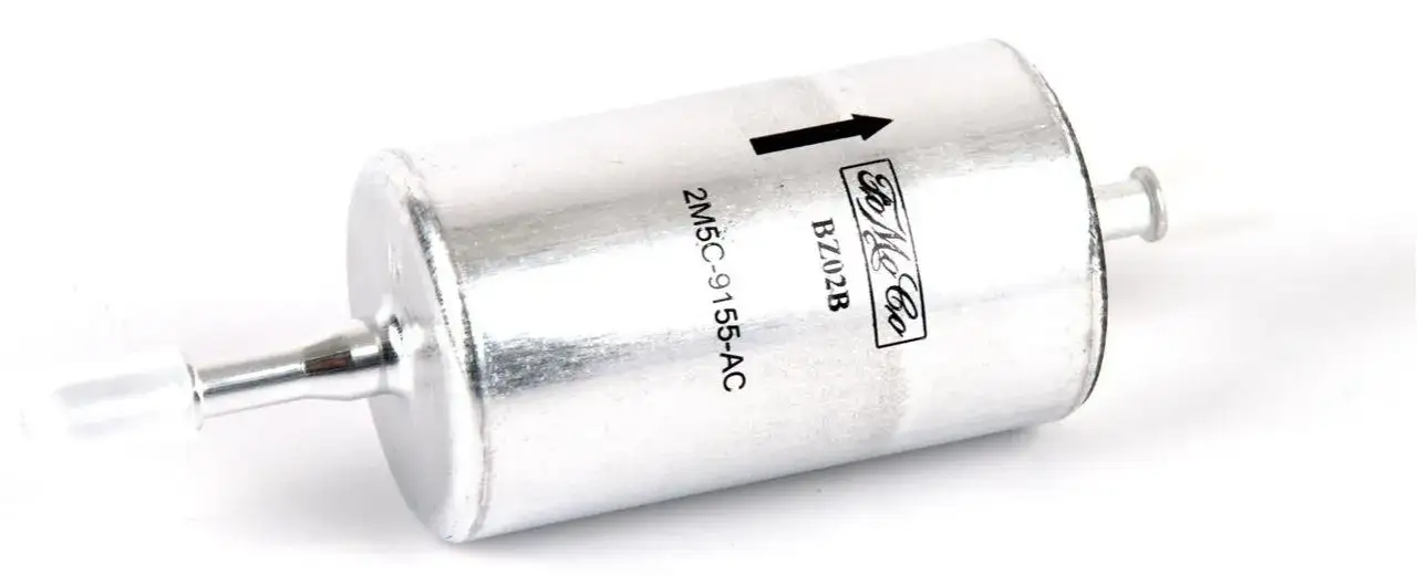 Zdjęcie Gdzie jest filtr paliwa w Ford Focus Mk1 1.6 benzyna? Oto odpowiedź