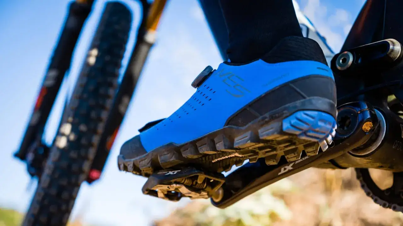 Zdjęcie Jakie buty do enduro MTB - wybierz najlepsze obuwie dla siebie