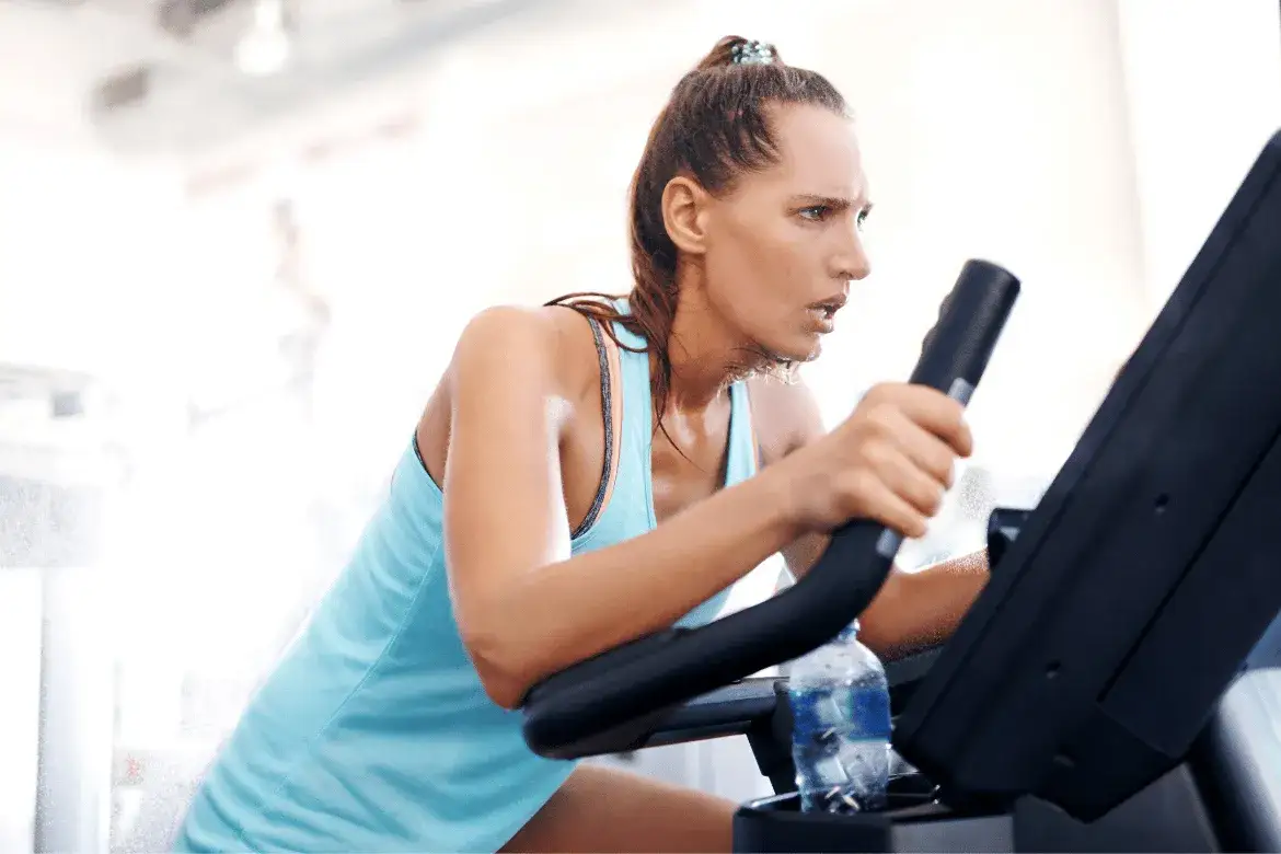 Zdjęcie Trening HIIT - Co to jest i jak zmienia Twoją kondycję?