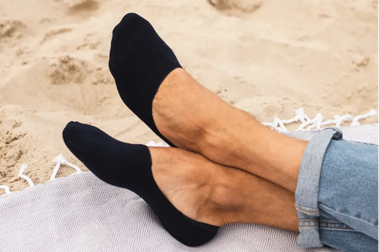 Zdjęcie Jakie skarpetki na lato zapewnią komfort i świeżość w upalne dni