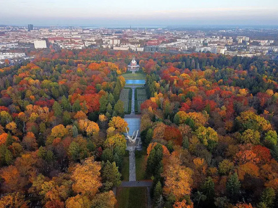 Zdjęcie Ile hektarów ma cmentarz w Szczecinie? Poznaj jego ogromną powierzchnię