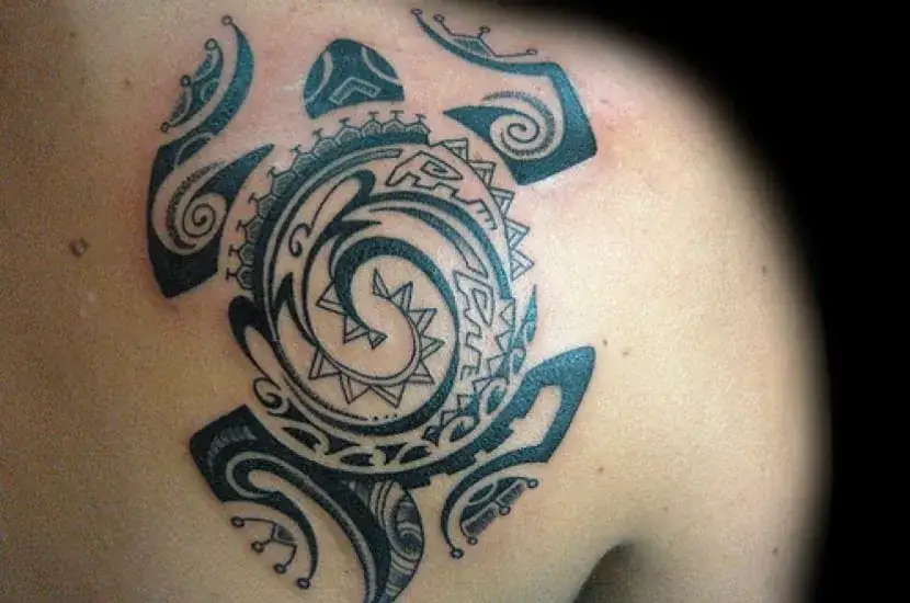 Zdjęcie Polinezja znaczenie symboli: odkryj głębię kulturowych tatuaży