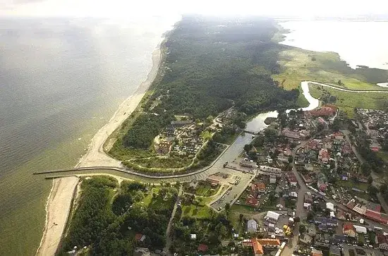 Zdjęcie Gdzie leżą Rowy? Odkryj tajemnice tej nadmorskiej miejscowości