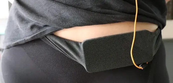 Zdjęcie Jak wygodnie przechować telefon podczas biegania, aby uniknąć problemów