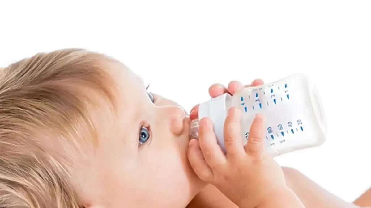 Zdjęcie Jaki smoczek do butelki dla noworodka - uniknij błędów przy wyborze