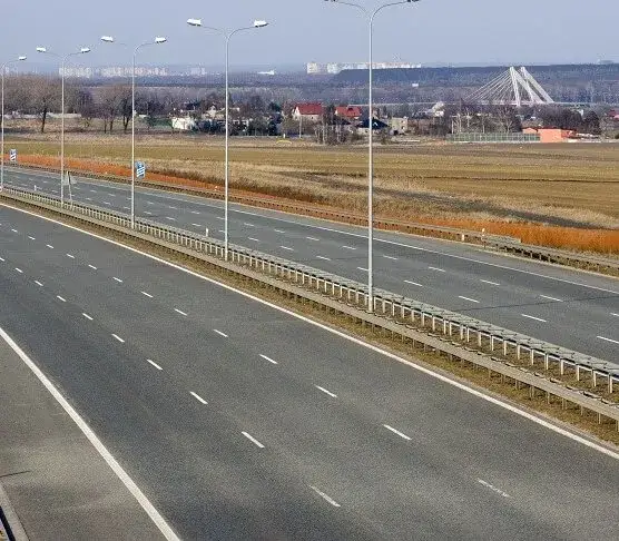 Zdjęcie Ile kosztuje 1 km asfaltu? Poznaj ukryte koszty budowy dróg