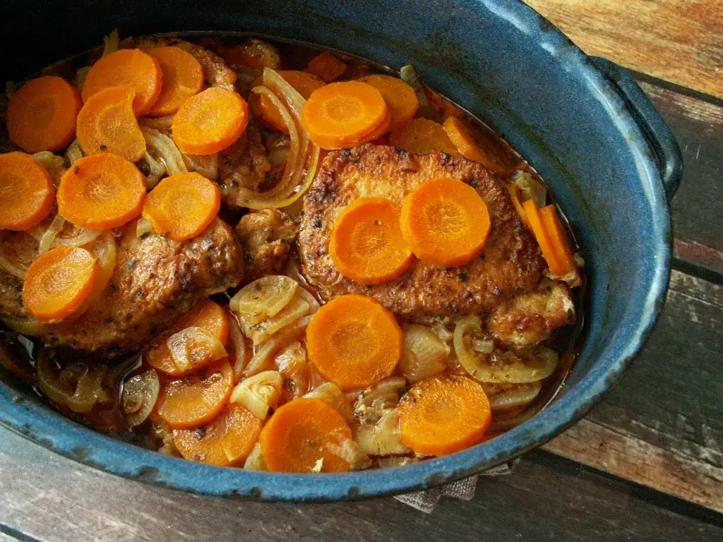 Zdjęcie Jak idealnie piec schab w plastrach w piekarniku - czas i temperatura