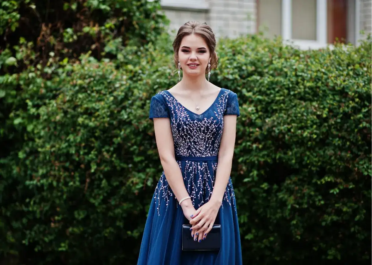 Zdjęcie Jak uszyć suknię balową - krok po kroku do idealnej kreacji