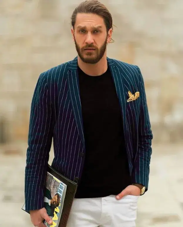 Zdjęcie Stylizacje marynarki: jak nosić ją modnie na każdą okazję i uniknąć błędów