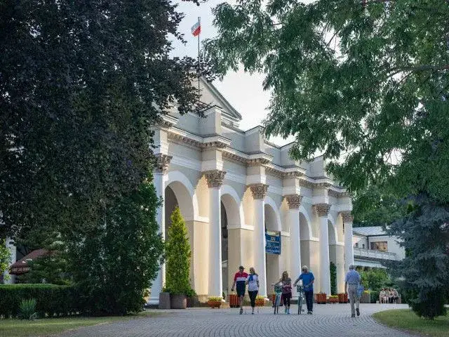 Zdjęcie Cennik sanatorium Busko-Zdrój: jakie są rzeczywiste koszty?