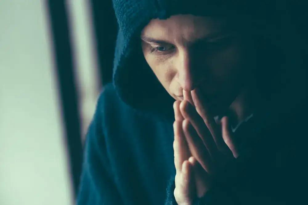 Zdjęcie Czy upicie się to grzech ciężki? Zrozum konsekwencje moralne