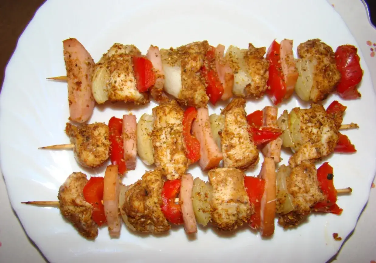 Zdjęcie Jak zrobić soczyste szaszłyki z piekarnika, które zachwycą smakiem